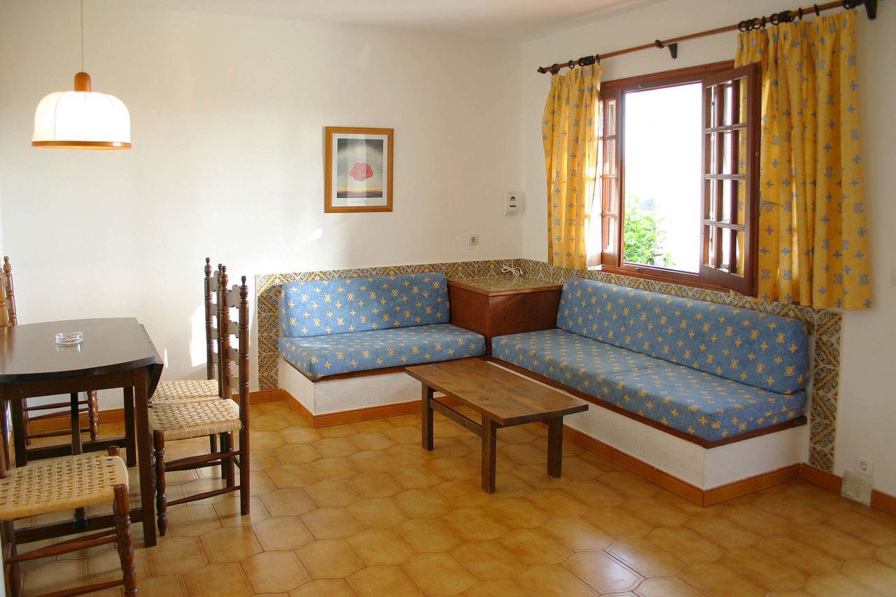 Apartamentos Son Bou Z5 ภายนอก รูปภาพ